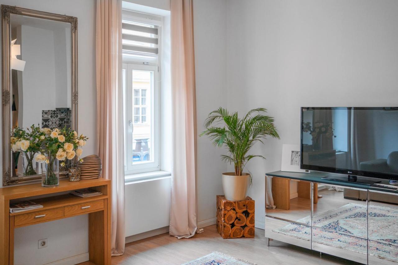 גיור Baross Boutique Apartman מראה חיצוני תמונה